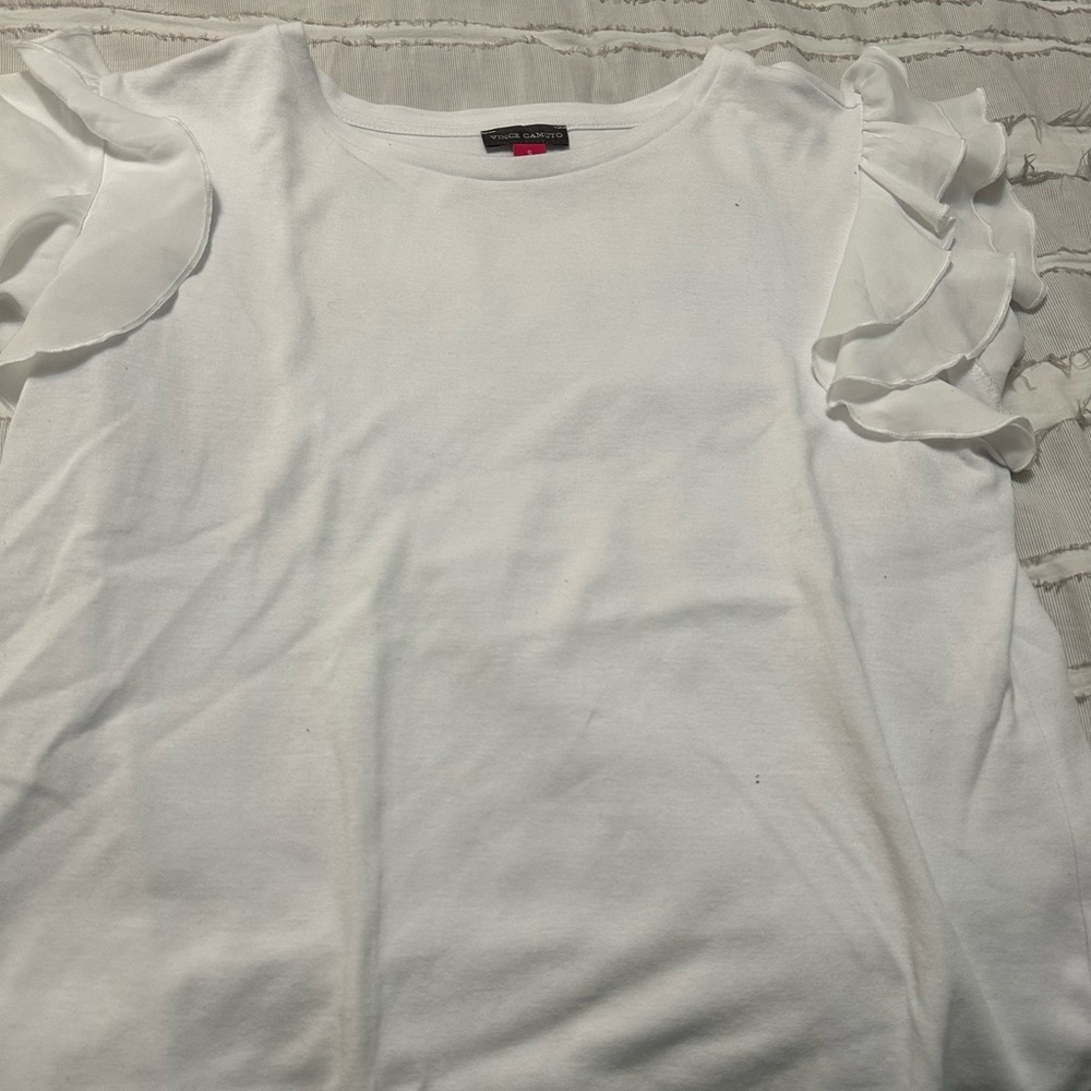 Vince Camuto Classic White Top